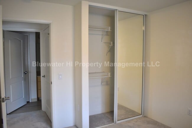 Building Photo - Mililani Mauka 2/2 w/ enclosed garage