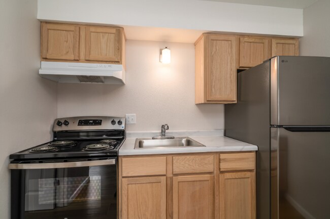 Building Photo - 1108 N 39th St