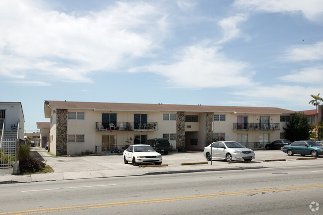 Primary Photo - 1288 W 29th St