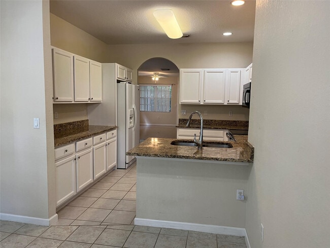 Building Photo - 1506 Fenton Dr