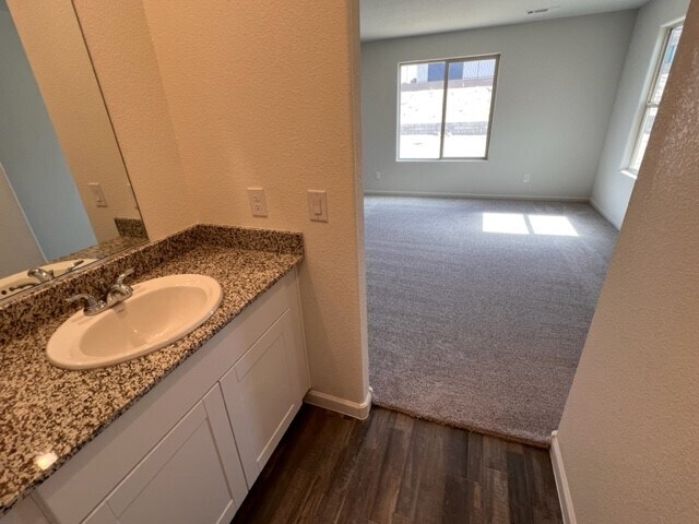 Building Photo - 6600 S Mystic Ave