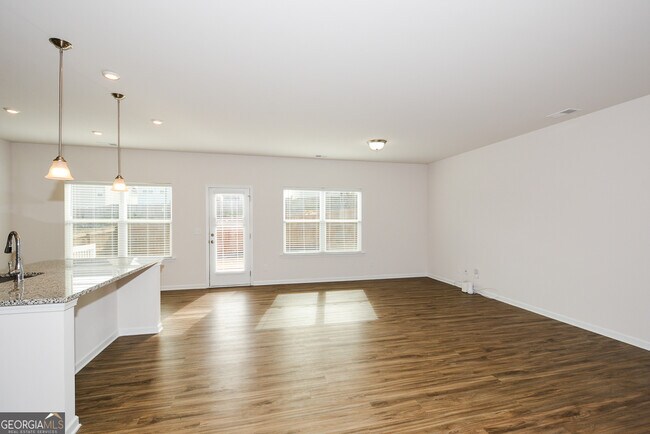 Building Photo - 350 Cranston Dr