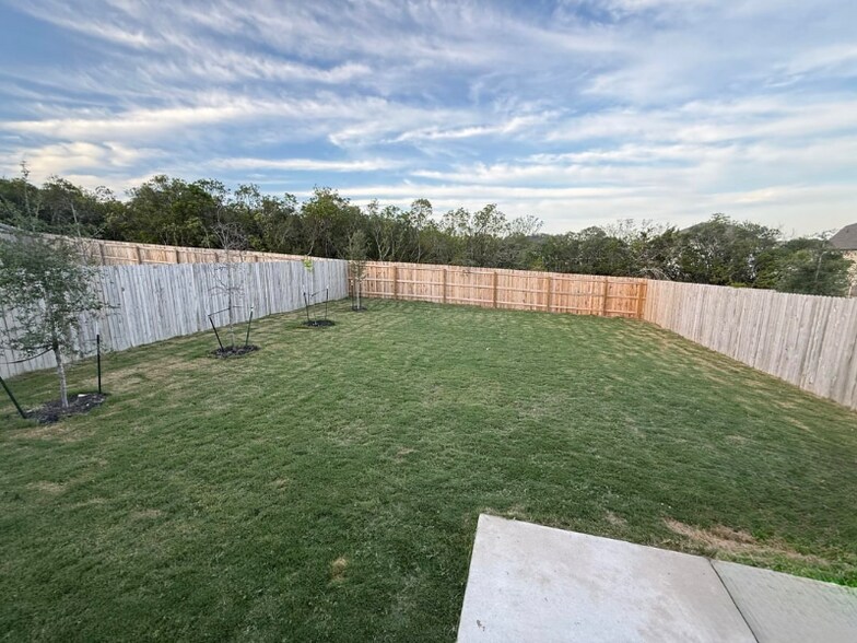 Building Photo - 15307 Oceanus Dr