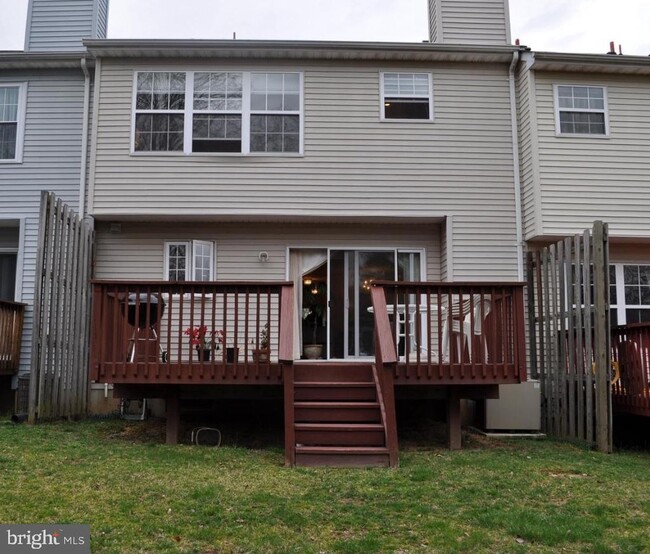 Building Photo - 93 Castleton Rd