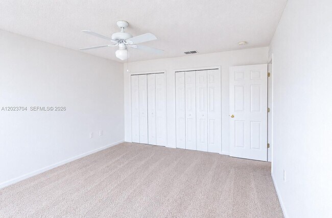 Building Photo - 6136 NW Gaylord Terrace