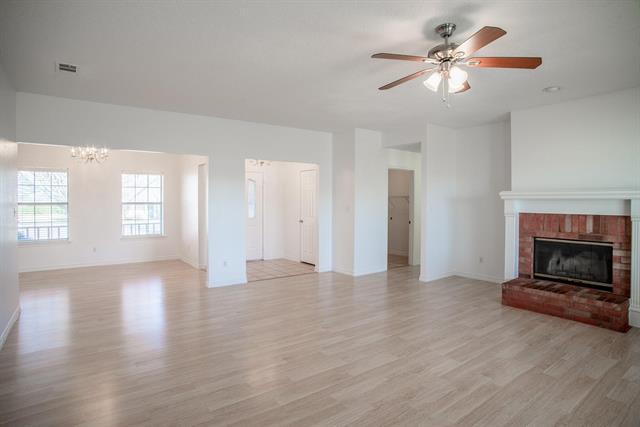 Building Photo - 6985 Meadow Ridge Cir