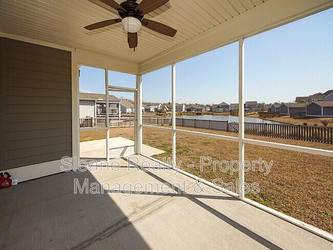 Building Photo - 2874 Stonestown Dr