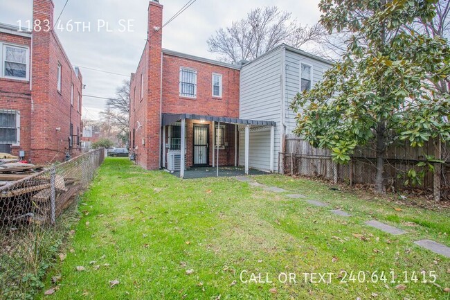 Building Photo - 1183 46th Pl SE