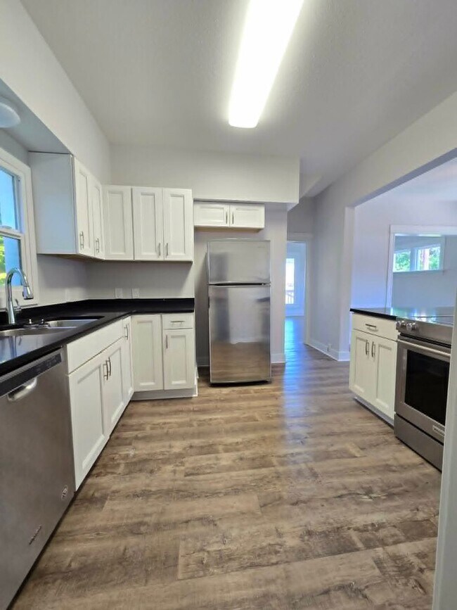 Building Photo - Aberdeen - updated 3 bedroom, 1.5 bath home for RENT!