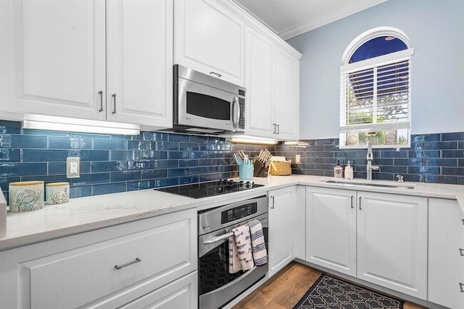 Building Photo - 3261 Estancia Wy