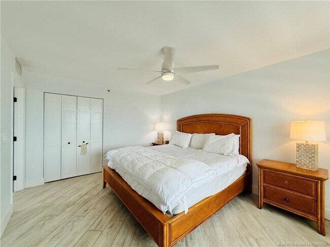 Building Photo - 8800 S Ocean Dr