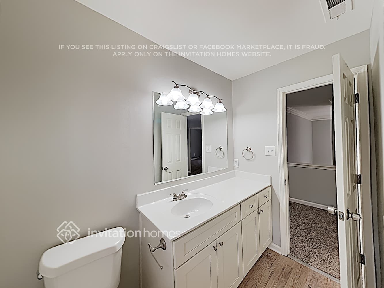 Building Photo - 3620 Broken Arrow Dr