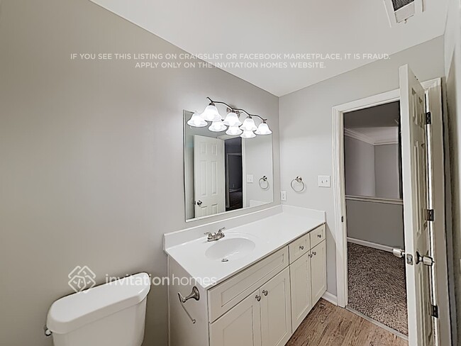 Building Photo - 3620 Broken Arrow Dr