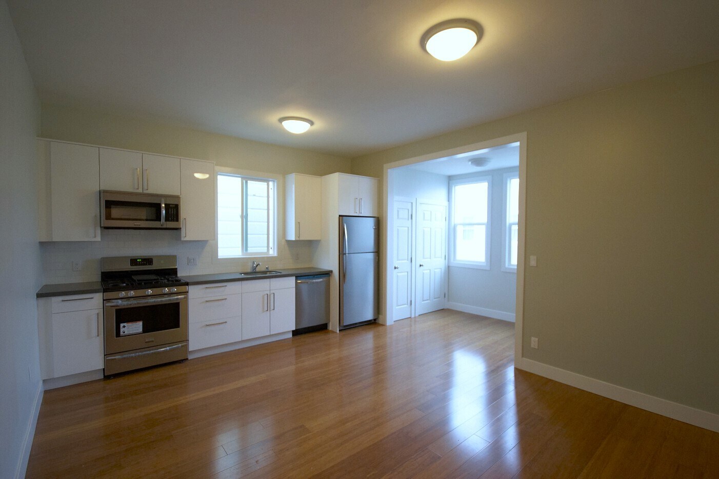 Kitchen/Living Area - 26 San Carlos St