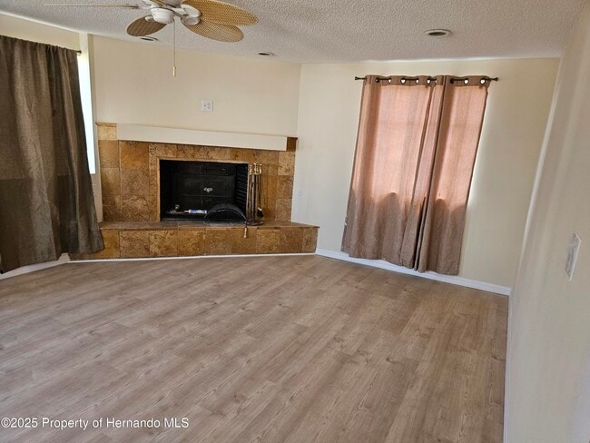 Building Photo - 13240 Starfish Dr