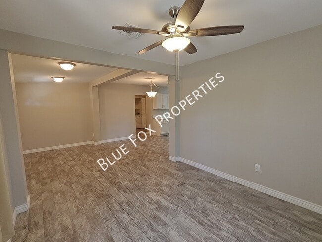 Building Photo - 619 S Highland Ave