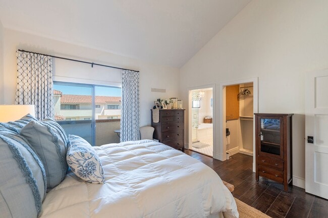 Building Photo - 4 Santa Cruz Ct