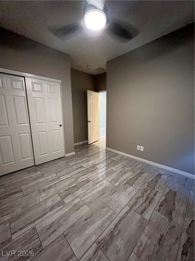 Building Photo - 9126 Reinberg St