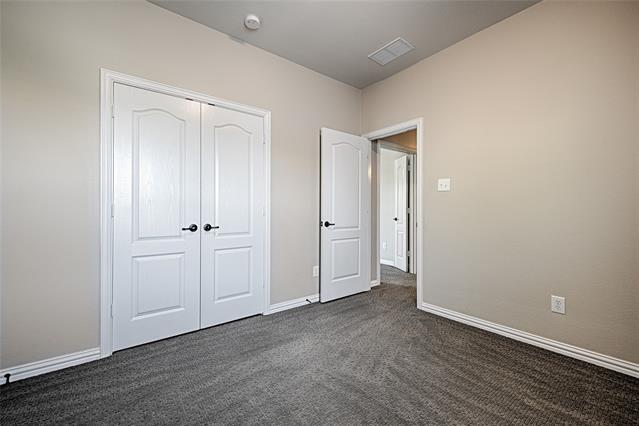 Building Photo - 8000 Choctaw Ln