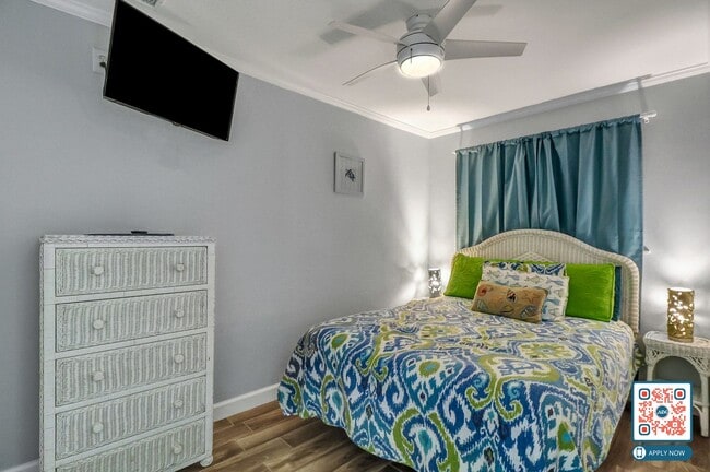 Building Photo - Coastal Villa With Ocean Views – Fully Furnished - SPECIAL