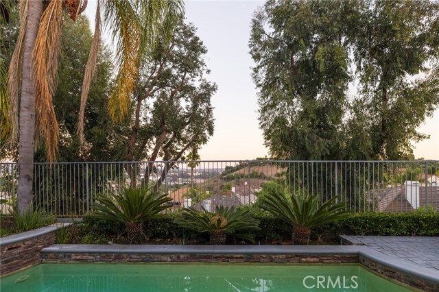 Building Photo - 27096 Ironwood Dr