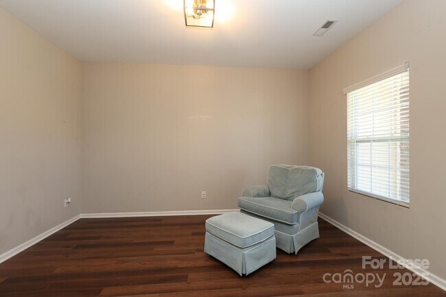 Building Photo - 1512 Sunflower Field Pl