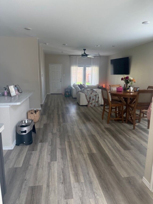 Building Photo - 23547 Nectar Crst Hts