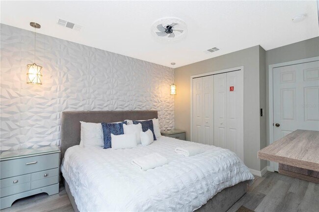 Building Photo - 8553 Crystal Cove Loop