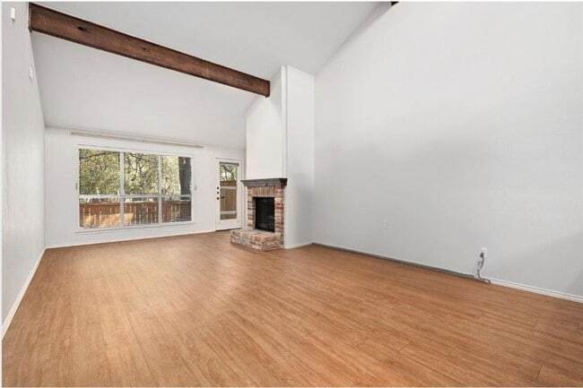 Building Photo - 3718 Steck Ave
