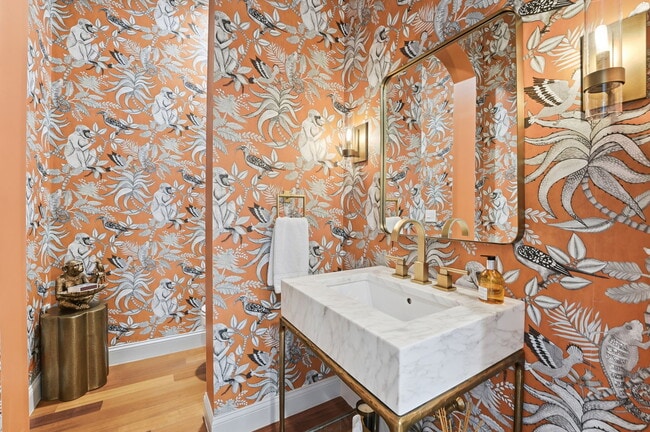 Building Photo - 921 Osceola Dr