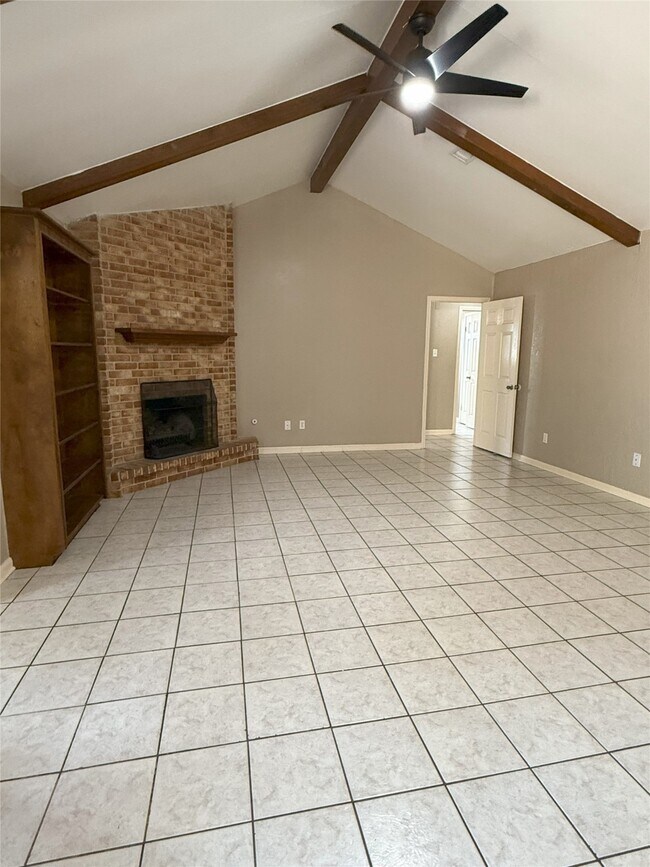 Building Photo - 21430 Park Green Dr