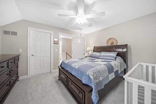 Building Photo - 4939 Stonehaven Dr