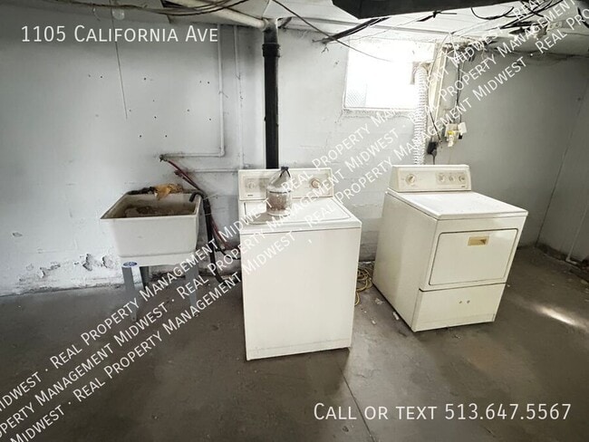 Building Photo - 1105 California Ave