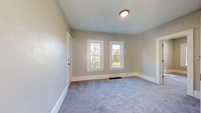 Building Photo - 7408 Dudley Ave