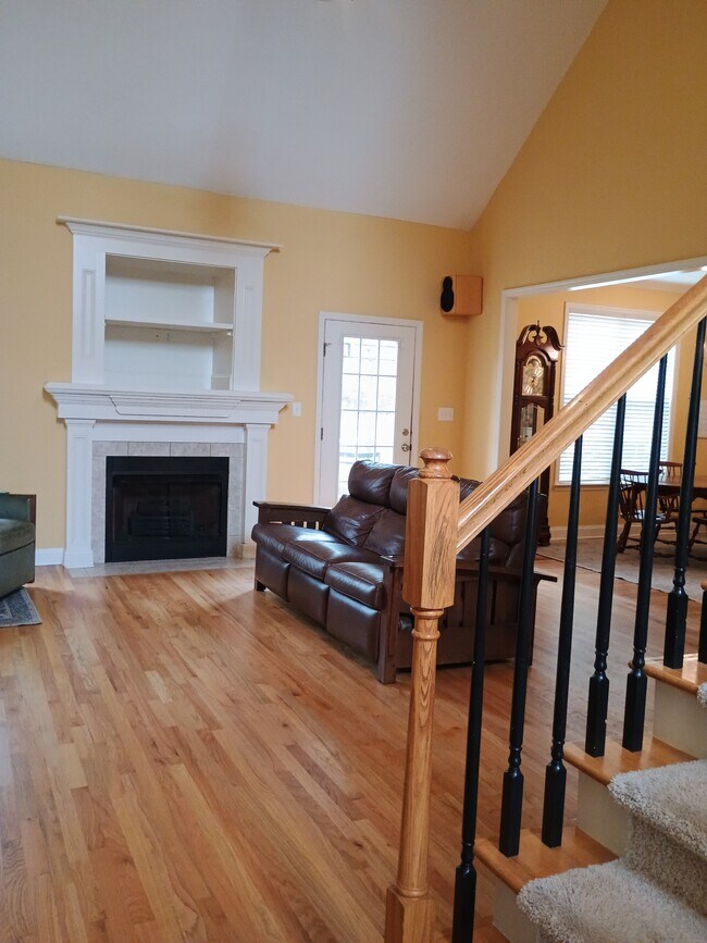Building Photo - 2029 Sumter Landing Cir