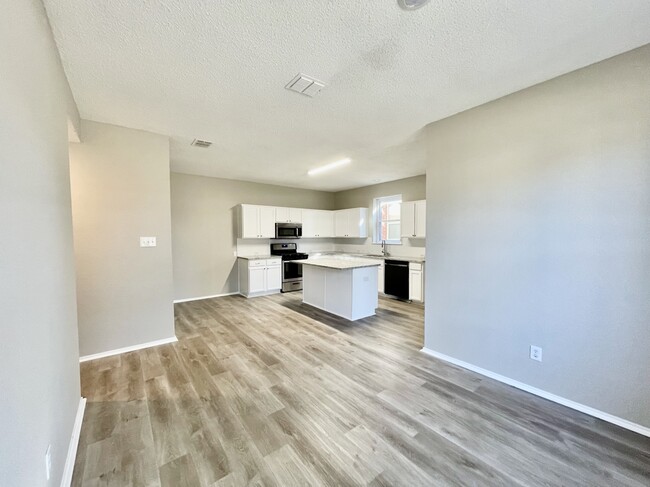 Granite countertops and island - 2852 Clear Creek Dr