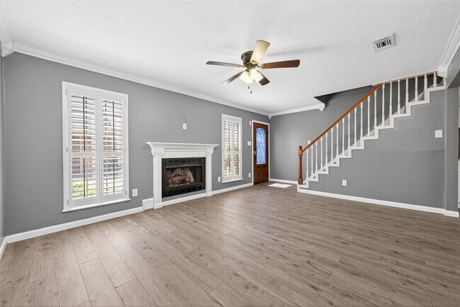 Building Photo - 6700 Richardson Rd