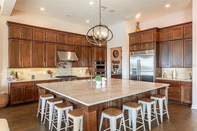 Building Photo - 15711 Panther Lake Dr