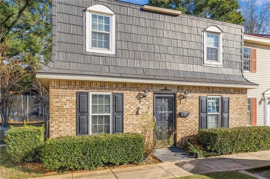 Building Photo - 4017 Cottage Hill Rd