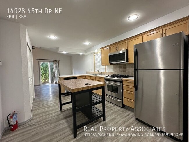 Building Photo - 14928 45th Dr NE