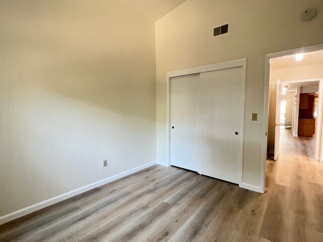 Building Photo - Excellent Downtown Palo Alto Single Story ...