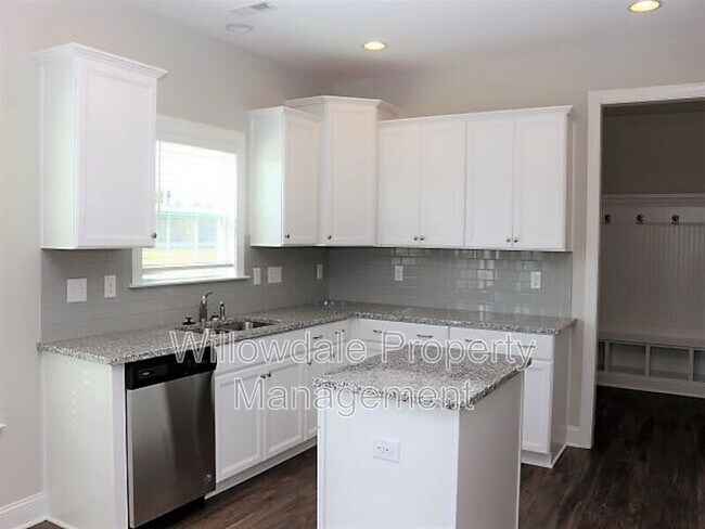 Building Photo - 1121 Matisse Dr