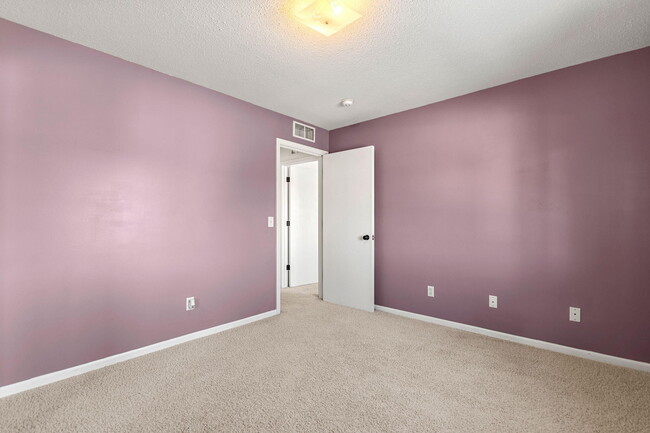 Building Photo - 45906 Purple Sage Ct