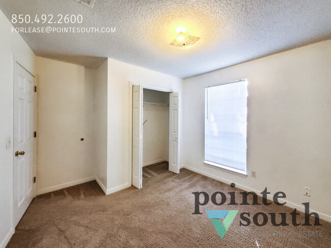 Building Photo - 412 Bay Oaks Dr