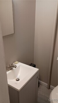 Building Photo - 223 State St