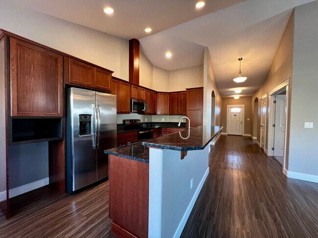 Building Photo - 8819 Kail Dr