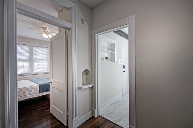 Building Photo - 209 W Leake St