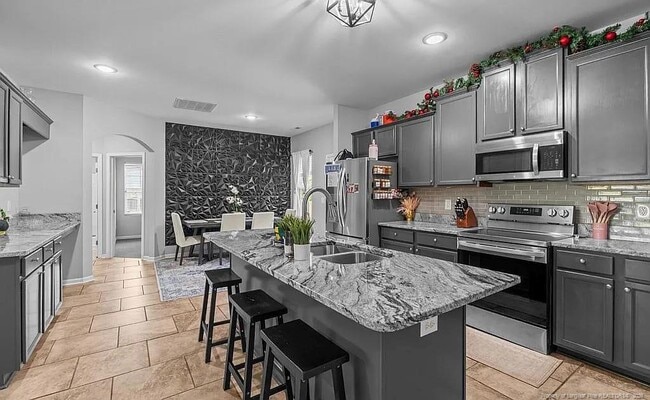 Building Photo - 364 Heathrow Dr