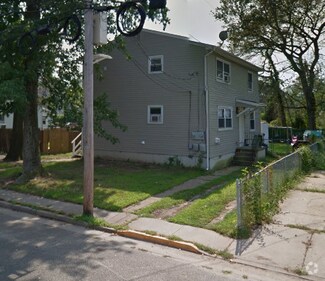 Building Photo - 79 Forest Avenue