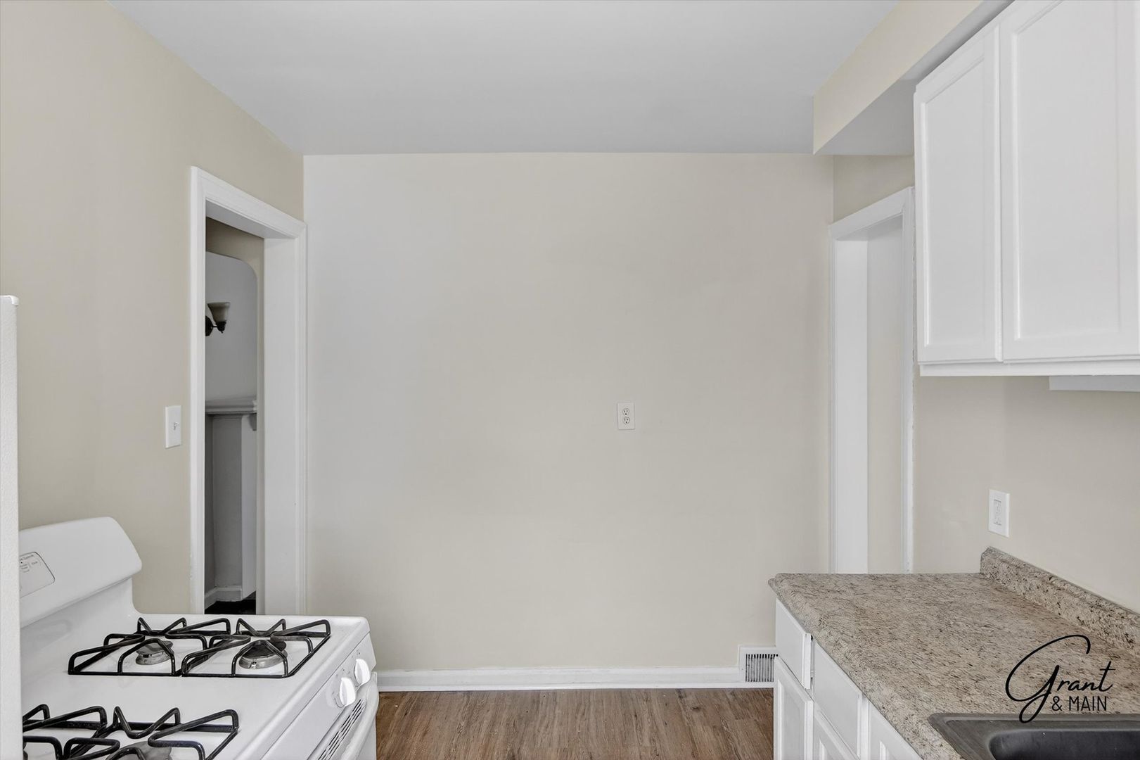 Building Photo - 12200 Cheyenne St